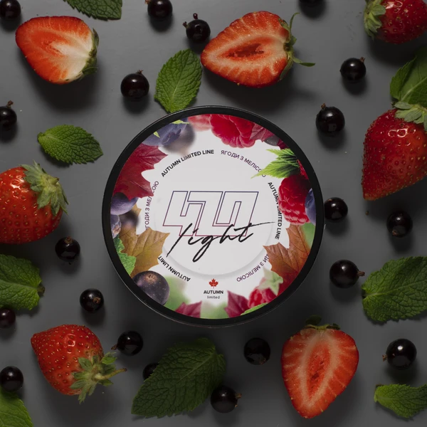 Тютюн 420 Light Berries with Melissa (Ягоди з Мелісою) 40 гр